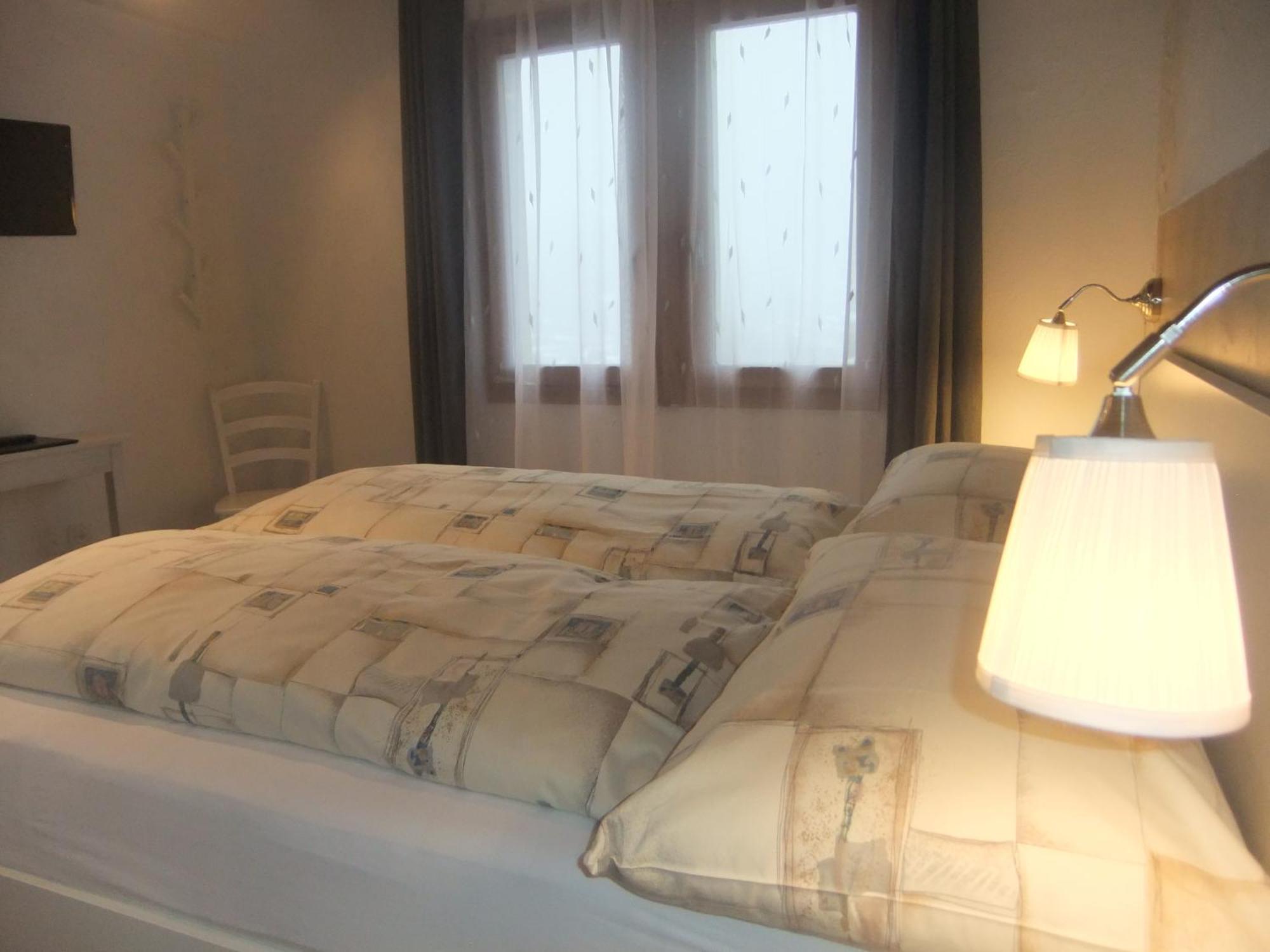 Hotel Weisshorn Goms Værelse billede